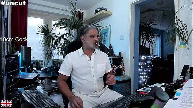 OnlineBossUK online show from 09-09-25, 06:06