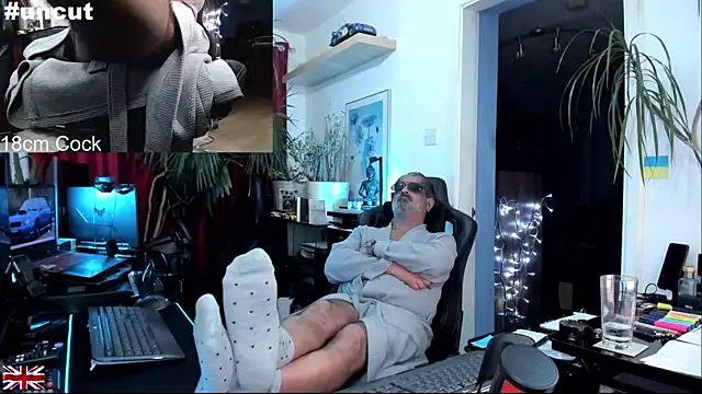 OnlineBossUK online show from 11-07-25, 05:34