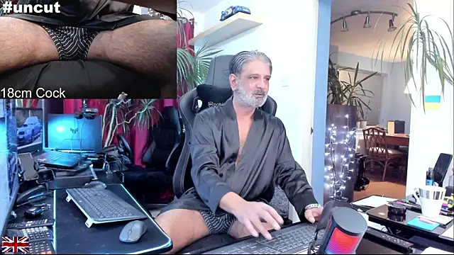 OnlineBossUK online show from 11-30-25, 03:07