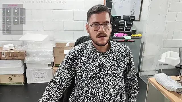 AndyHepburn online show from 09-30-25, 03:18