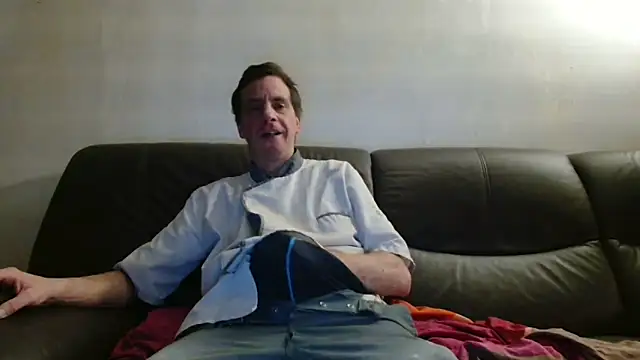 cloupefun online show from 12-17-25, 07:02