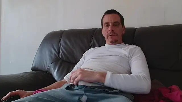 cloupefun online show from 10-28-25, 08:02