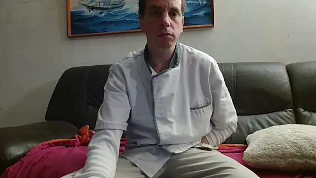 Snapshot of cloupefun chatting on 02-17-26, 06:44 cloupefun online show from 02-17-26, 06:44