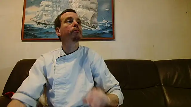 Snapshot of cloupefun chatting on 02-10-26, 06:56 cloupefun online show from 02-10-26, 06:56