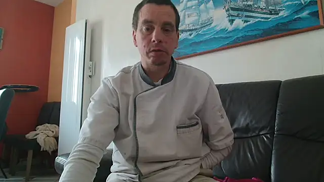 Snapshot of cloupefun chatting on 02-02-26, 12:48 cloupefun online show from 02-02-26, 12:48