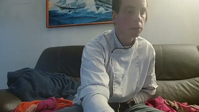 Snapshot of cloupefun chatting on 02-23-26, 07:31 cloupefun online show from 02-23-26, 07:31