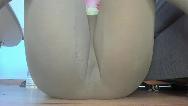 Squirtlady38 online show from 07-04-26, 08:21