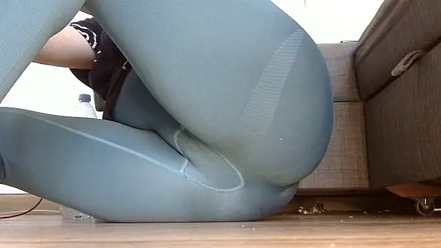 Squirtlady38 online show from 10-28-25, 03:55