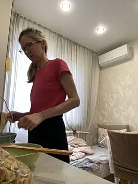 Snapshot of angelmommu chatting on 02-20-26, 07:32 angelmommu online show from 02-20-26, 07:32