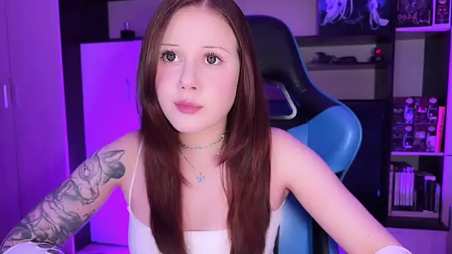 Snapshot of jasminevine chatting on 07-11-26, 10:21 jasminevine online show from 07-11-26, 10:21