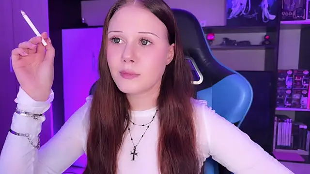 Snapshot of jasminevine chatting on 05-30-26, 02:01 jasminevine online show from 05-30-26, 02:01