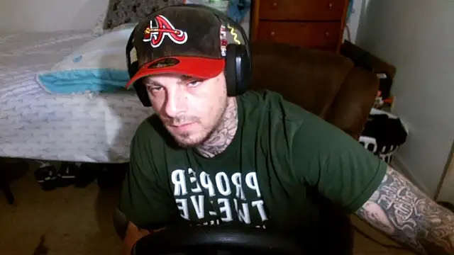 Snapshot of DADDY_KANE8--- chatting on 04-26-26, 04:15 DADDY KANE8--- online show from 04-26-26, 04:15
