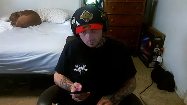 Snapshot of DADDY_KANE8--- chatting on 04-19-26, 06:10 DADDY KANE8--- online show from 04-19-26, 06:10