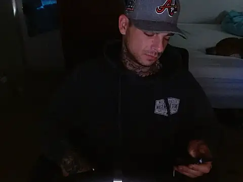 Snapshot of DADDY_KANE8--- chatting on 10-26-25, 02:17 DADDY KANE8--- online show from 10-26-25, 02:17