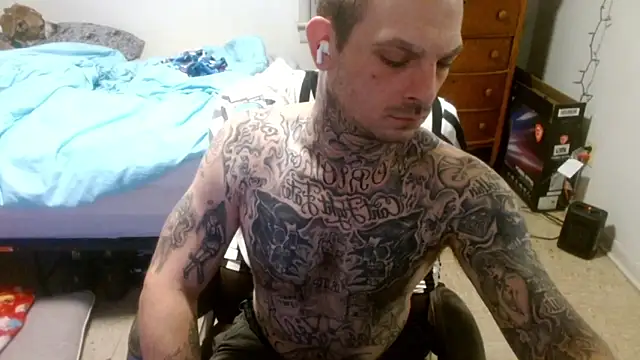 Snapshot of DADDY_KANE8--- chatting on 05-16-26, 10:36 DADDY KANE8--- online show from 05-16-26, 10:36