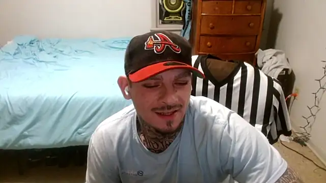Snapshot of DADDY_KANE8--- chatting on 05-10-26, 01:42 DADDY KANE8--- online show from 05-10-26, 01:42