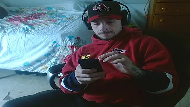 Snapshot of DADDY_KANE8--- chatting on 06-08-26, 07:03 DADDY KANE8--- online show from 06-08-26, 07:03