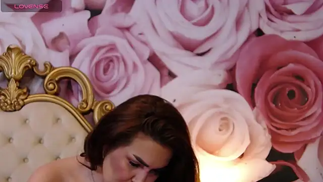 HessaHessy online show from 10-24-25, 05:12