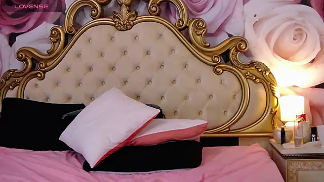 HessaHessy online show from 09-30-25, 05:08