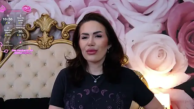 HessaHessy online show from 12-16-25, 05:28