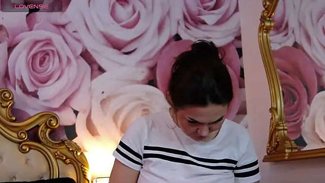 HessaHessy online show from 03-22-26, 05:36