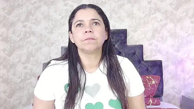 elizabeth coleman online show from 12-21-25, 04:08