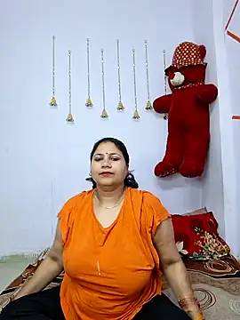 Snapshot of MOM-SUN-COUPLE chatting on 02-07-25, 10:19 MOM-SUN-COUPLE online show from 02-07-25, 10:19