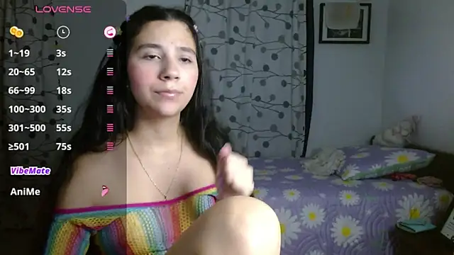Snapshot of mia__lopez_ chatting on 02-01-25, 01:44 mia lopez online show from 02-01-25, 01:44
