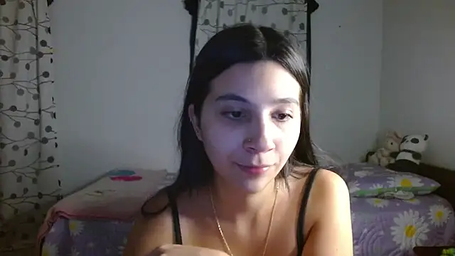 Snapshot of mia__lopez_ chatting on 03-03-25, 11:24 mia lopez online show from 03-03-25, 11:24