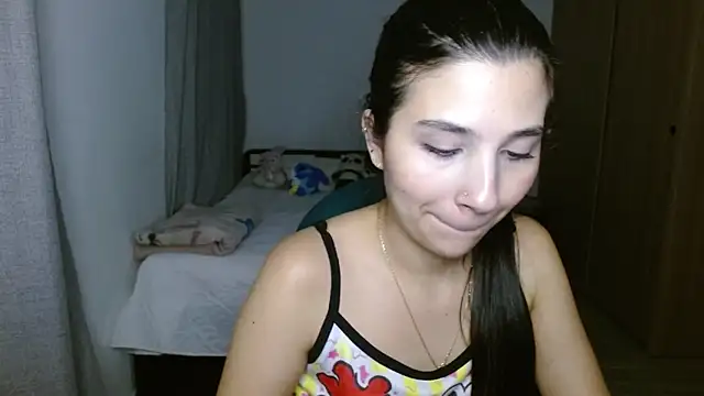 Snapshot of mia__lopez_ chatting on 10-30-25, 03:27 mia lopez online show from 10-30-25, 03:27