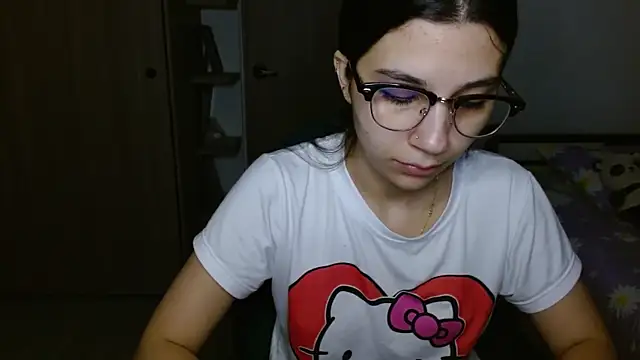 Snapshot of mia__lopez_ chatting on 01-08-26, 01:33 mia lopez online show from 01-08-26, 01:33