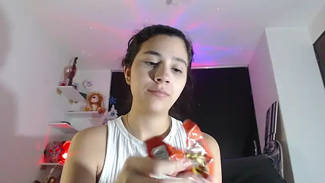 Snapshot of mia__lopez_ chatting on 01-15-25, 05:19 mia lopez online show from 01-15-25, 05:19