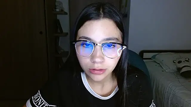 mia  lopez  online show from 03-18-26, 02:37