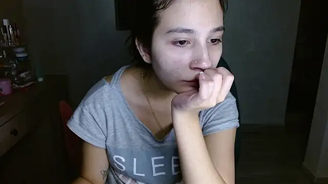 mia  lopez  online show from 07-08-26, 03:51