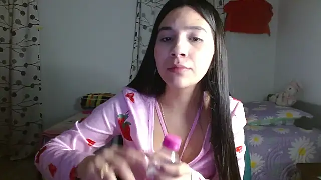 Snapshot of mia__lopez_ chatting on 02-16-25, 04:42 mia lopez online show from 02-16-25, 04:42