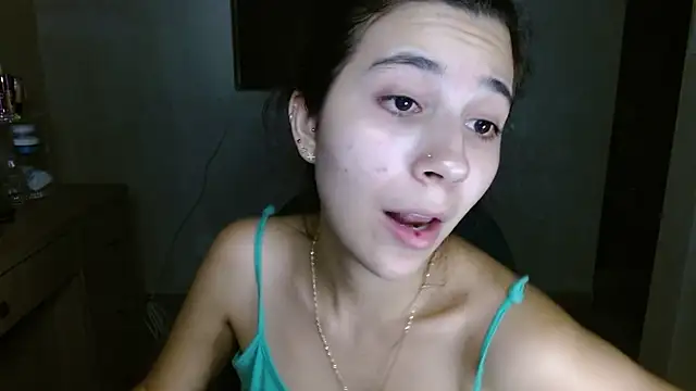 mia  lopez  online show from 07-20-26, 05:26