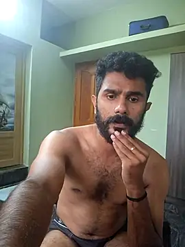 Snapshot of jithi007 chatting on 05-05-26, 04:59 jithi007 online show from 05-05-26, 04:59