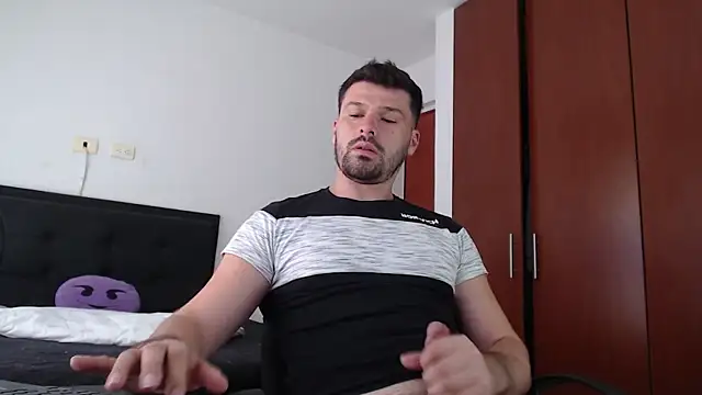 Snapshot of alexman_fuck chatting on 12-12-24, 08:53 alexman fuck online show from 12-12-24, 08:53