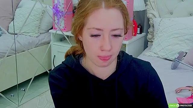 TinaBrook online show from 11-27-25, 03:51