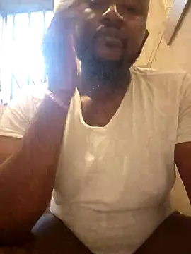 Snapshot of douksm chatting on 02-27-25, 04:21 douksm online show from 02-27-25, 04:21