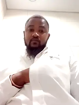 Snapshot of douksm chatting on 02-03-25, 08:46 douksm online show from 02-03-25, 08:46