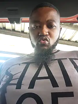 Snapshot of douksm chatting on 03-23-25, 08:04 douksm online show from 03-23-25, 08:04