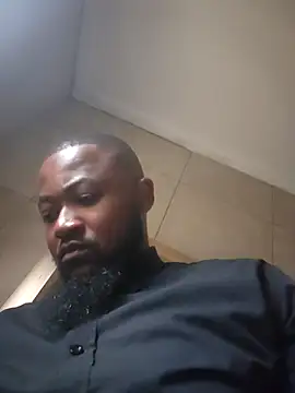 Snapshot of douksm chatting on 02-19-25, 06:33 douksm online show from 02-19-25, 06:33