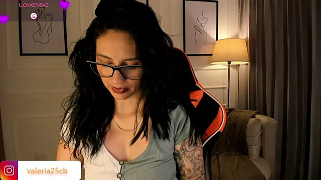 Snapshot of valeriia25_ chatting on 02-22-25, 12:27 valeriia25 online show from 02-22-25, 12:27