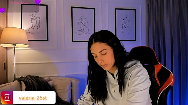 Snapshot of valeriia25_ chatting on 03-12-25, 11:43 valeriia25 online show from 03-12-25, 11:43