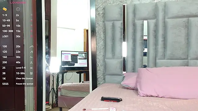 kinkylittlegirll online show from 03-04-26, 07:32