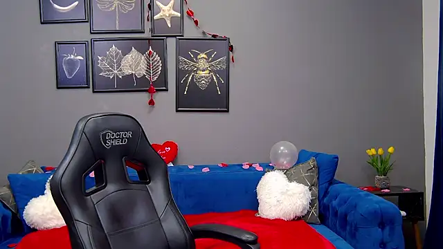 Snapshot of Katewalker_ chatting on 02-10-25, 09:04 Katewalker online show from 02-10-25, 09:04