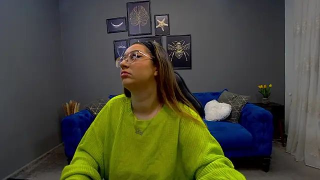 Snapshot of Katewalker_ chatting on 02-04-25, 06:06 Katewalker online show from 02-04-25, 06:06