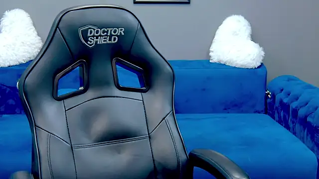 Snapshot of Katewalker_ chatting on 03-06-25, 09:20 Katewalker online show from 03-06-25, 09:20