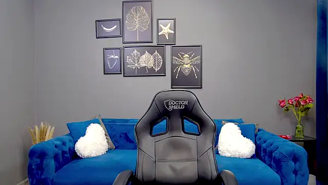 Snapshot of Katewalker_ chatting on 03-07-25, 06:11 Katewalker online show from 03-07-25, 06:11